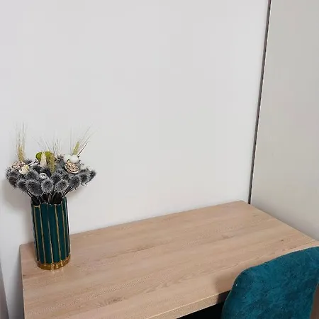 Gabi's Studio Apartment *